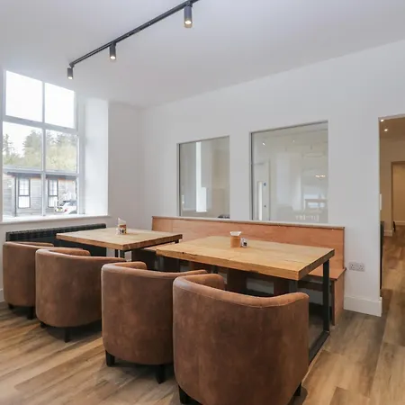 1 Apartment